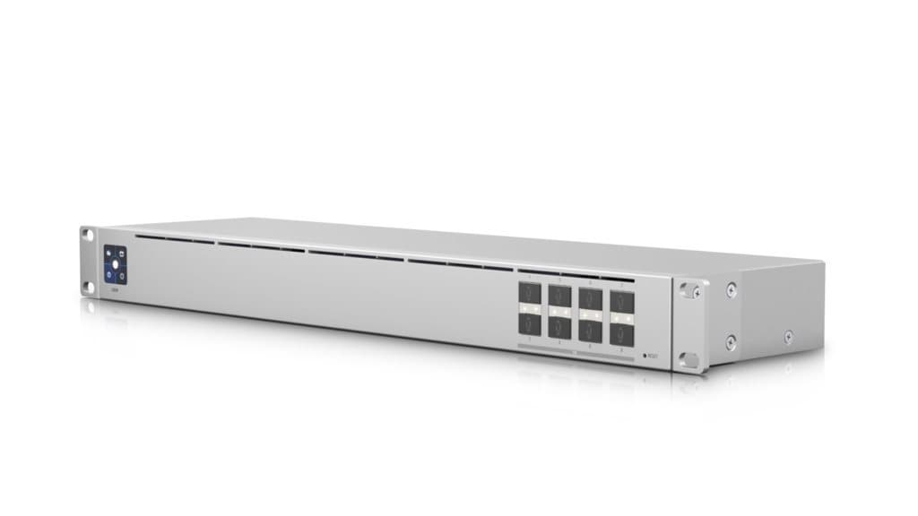 Switch UniFi 8xSFP+ 10GBit Managed 19" Rack-Mountable, 1,3" Touchscreen, aanzicht 1 van 1